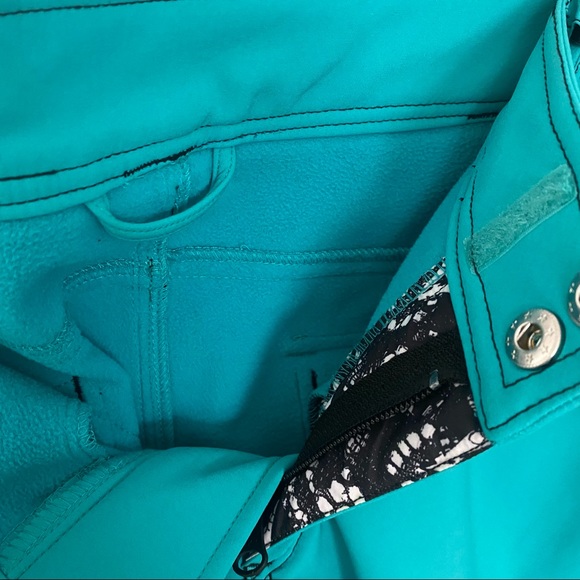 Volcom Snowboard Pants - Picture 12 of 16